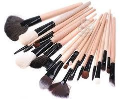 Kit de 24 pinceis madeira