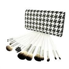 Kit de 16 pinceis branco e preto